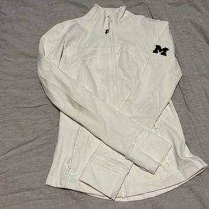 Lululemon University of Michigan Define Jacket Size 4